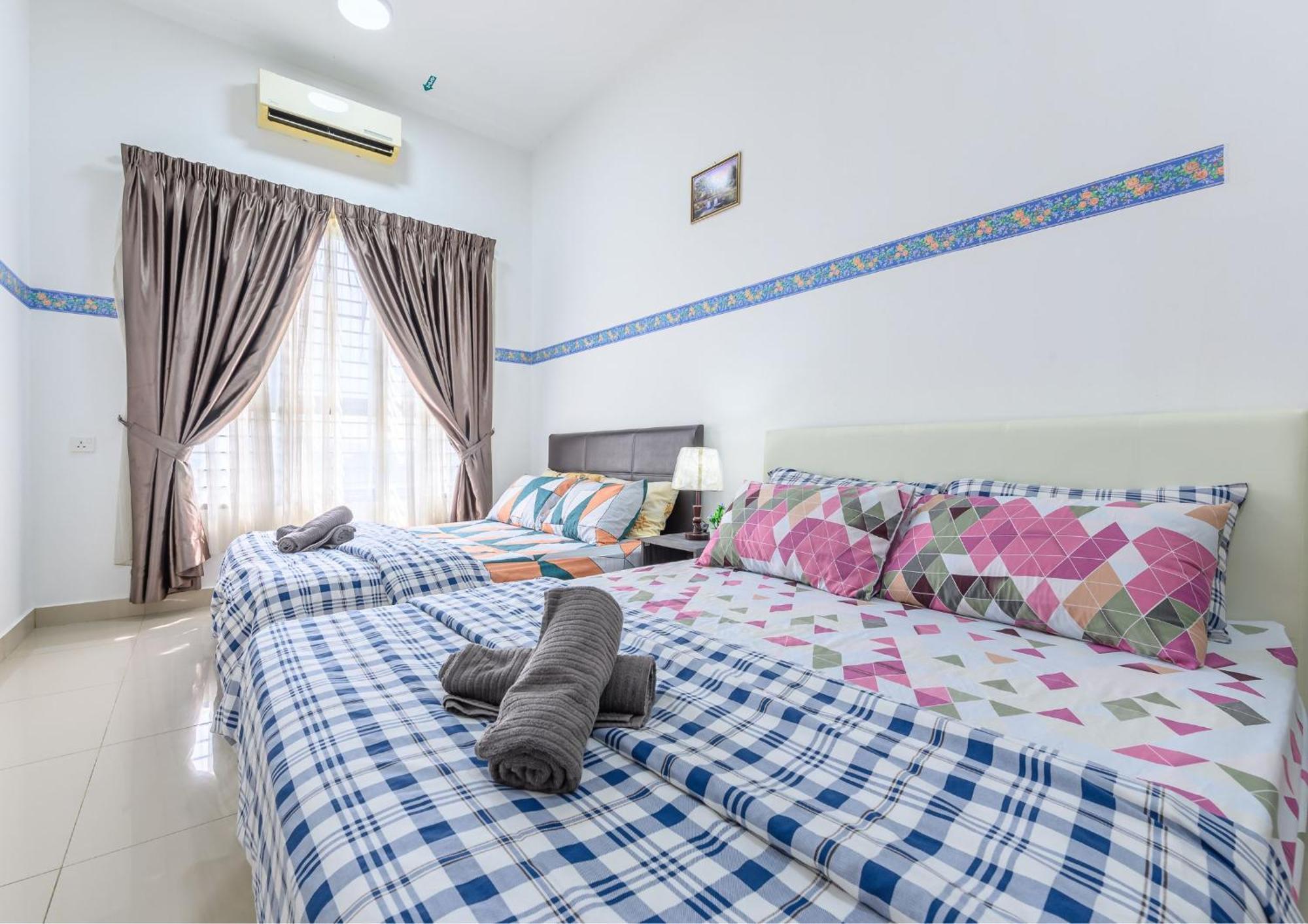 Dpulze Cozy Homestay, 1-5 Pax - Dp1 سيبرجايا المظهر الخارجي الصورة