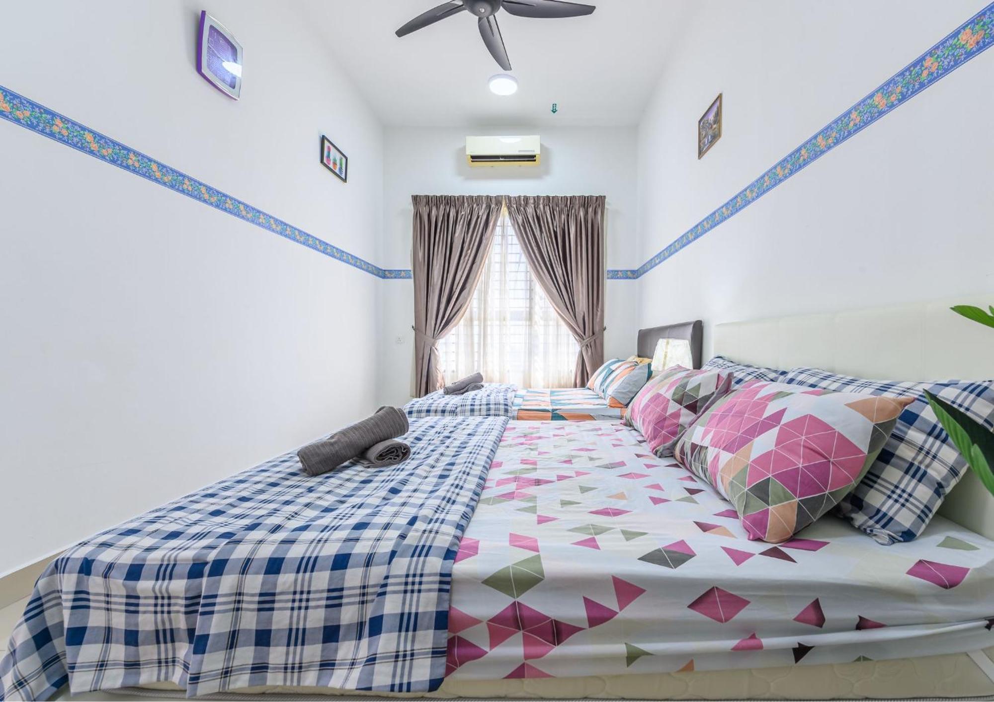 Dpulze Cozy Homestay, 1-5 Pax - Dp1 سيبرجايا المظهر الخارجي الصورة